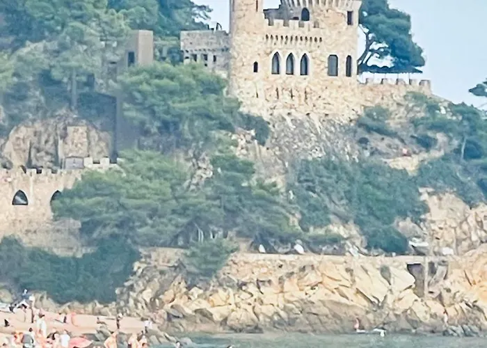 A 200 M De La Playa Apartment *