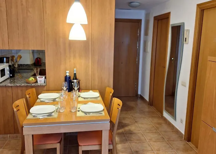 A 200 M De La Playa *